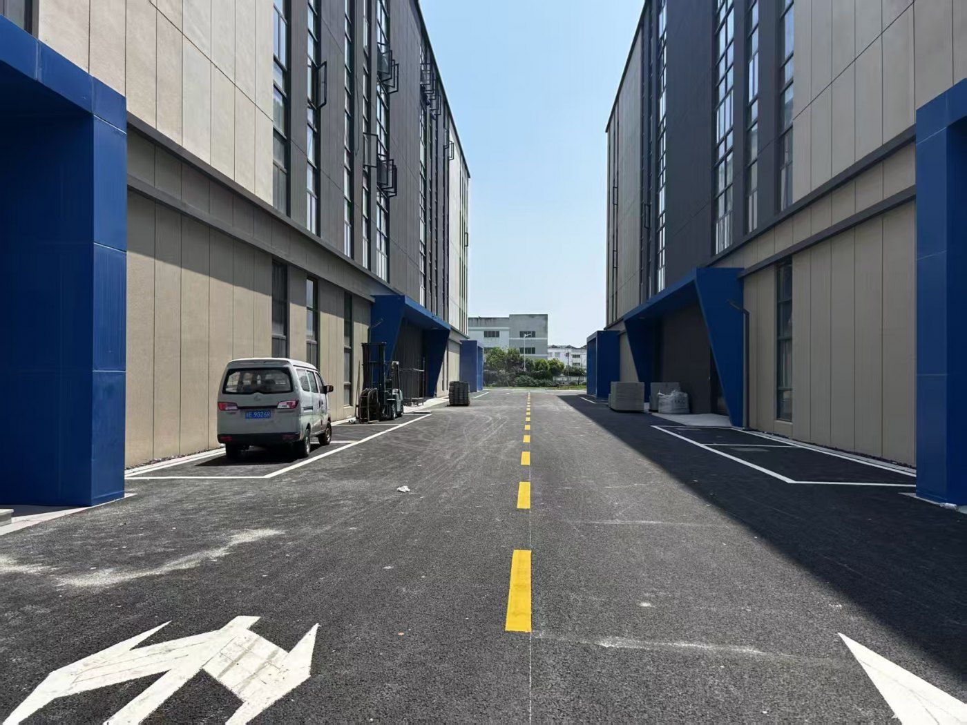 昆山二层厂房出售 市面稀缺户型 - 3