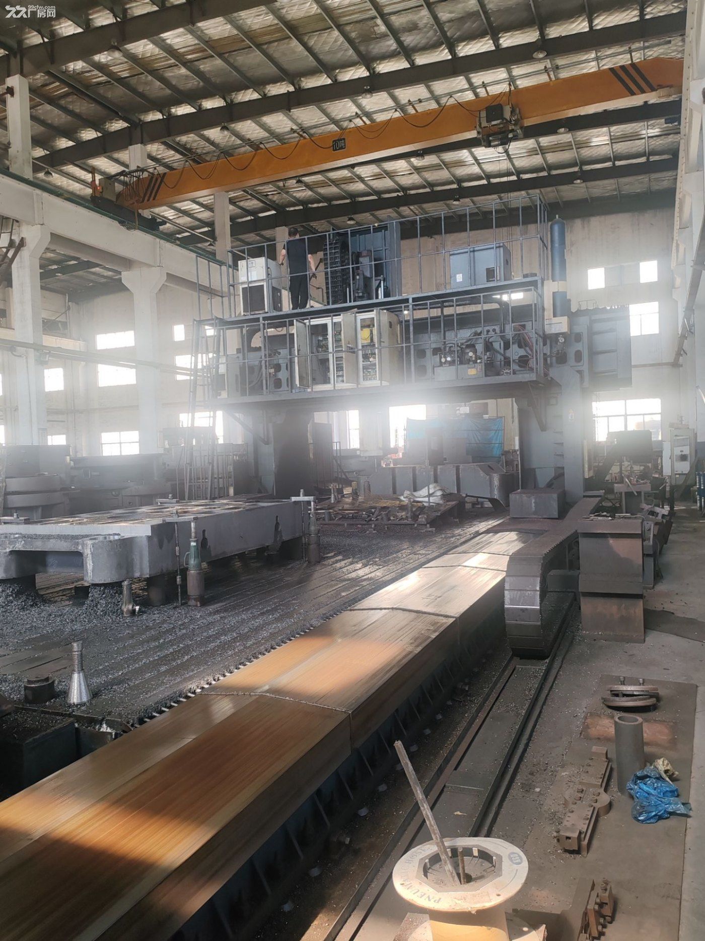 西漳工业园厂房同金加工设备一起出租重型车间1跨，宽度21米 长48米，总面积10