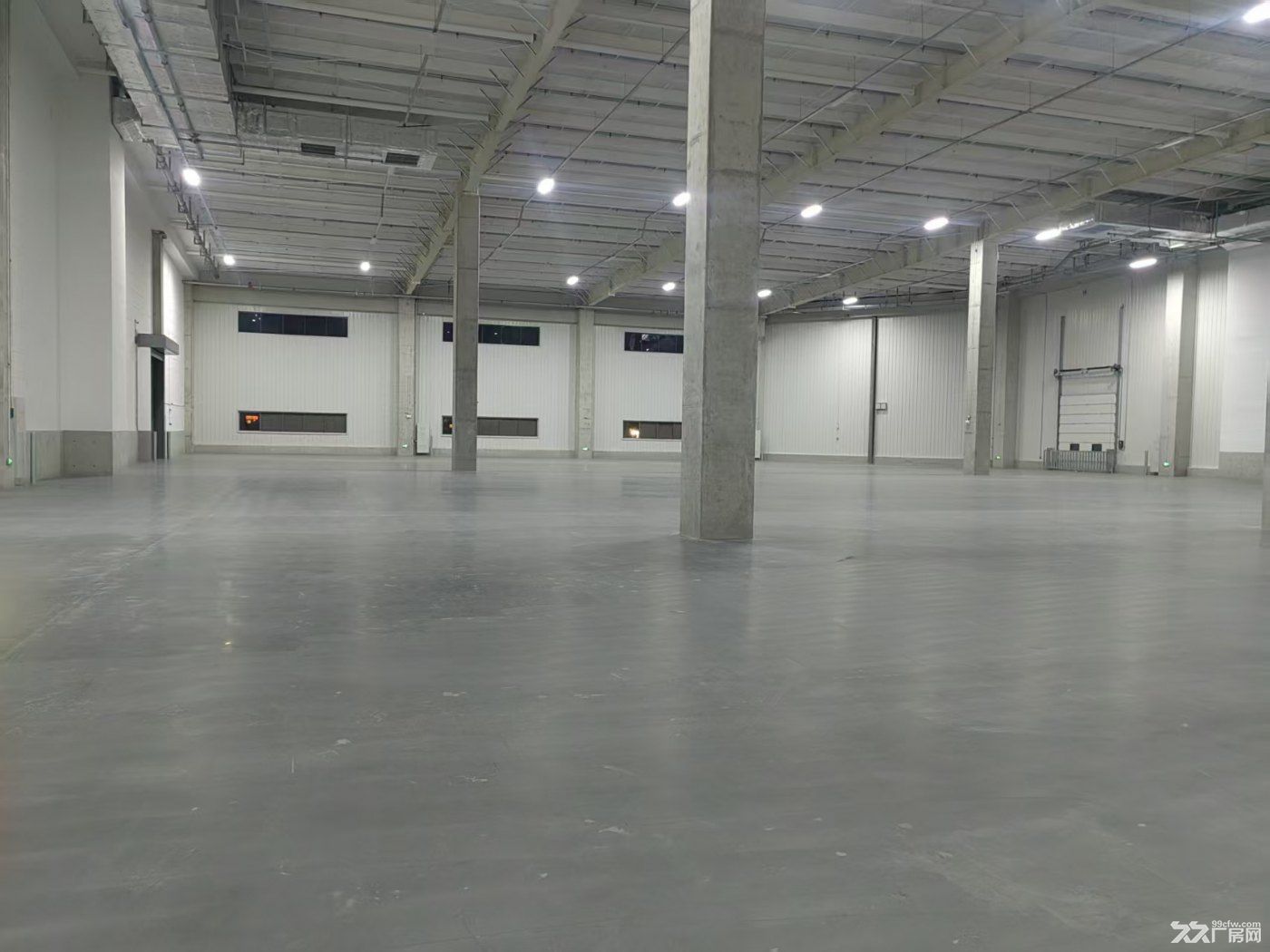 出租南京雨花台高平台仓库40000平适合电商仓储冷链物流邻近 - 4