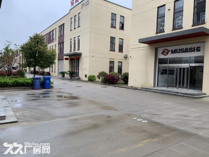 沪苏通长江大桥第一高速口标准独栋厂房出售
