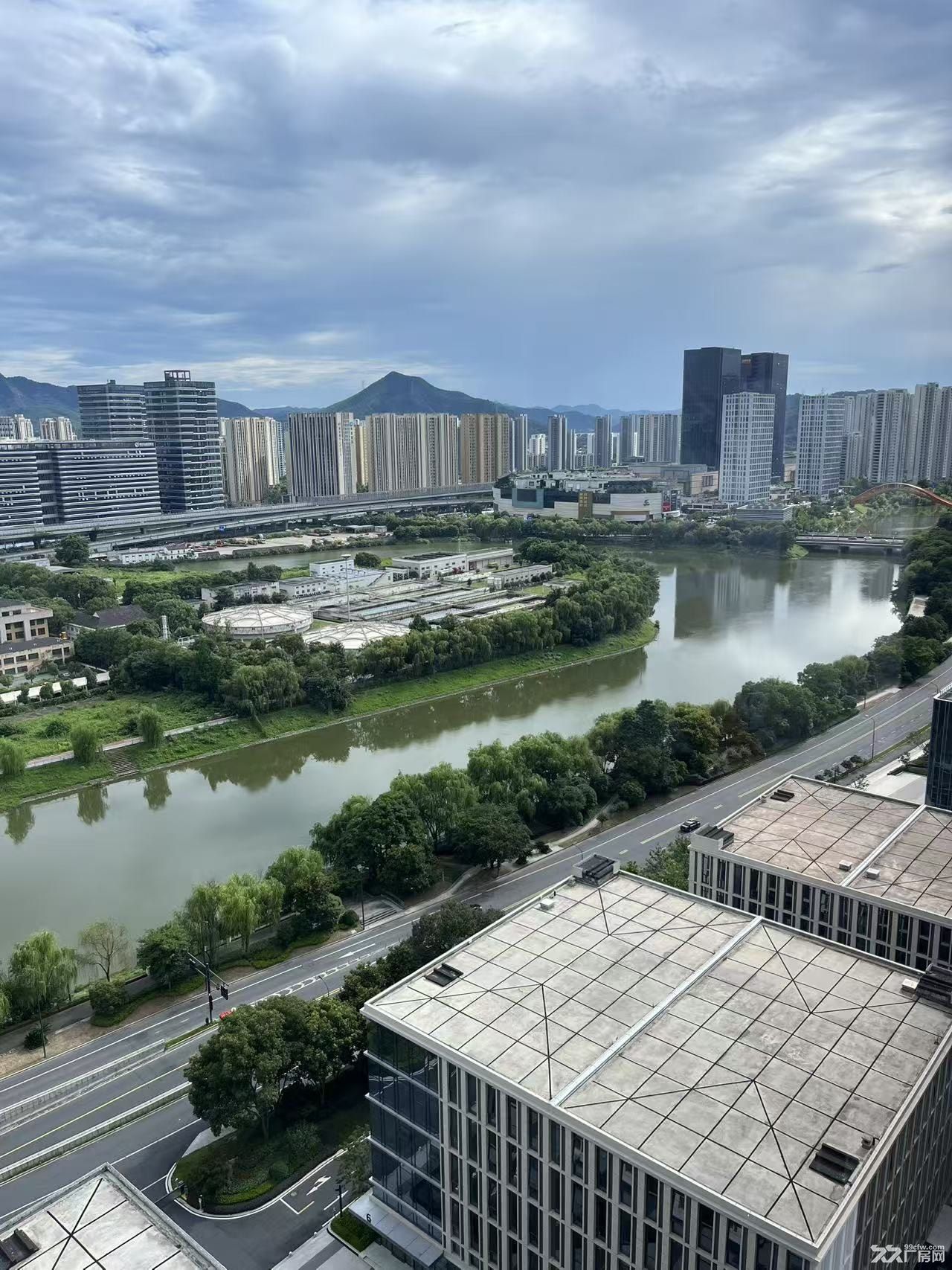 青山湖科技城高标准厂房1000-5000方价低 - 3