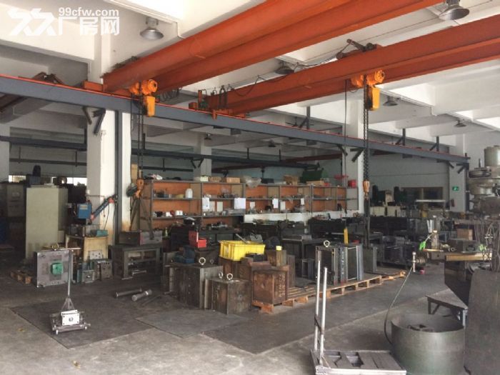 凤岗出租标准厂房一楼1250平方，有办公室，