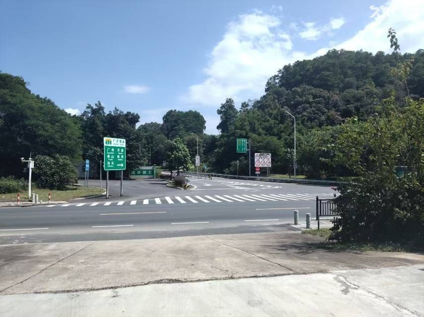 白云高速出口 首层8米标准 办公住宅仓储