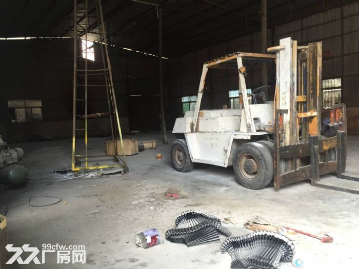 凤岗五联周边出租钢构厂房一楼700平方，有办公室 - 2