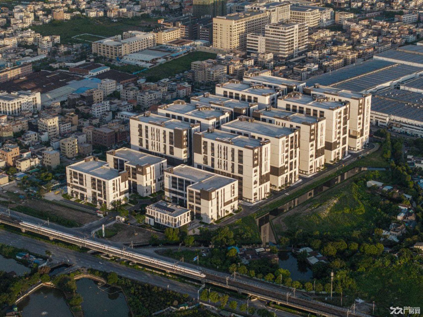 东凤中建凤鸣声谷厂房8元起租近小榄轻轨站周边配套成熟 - 3
