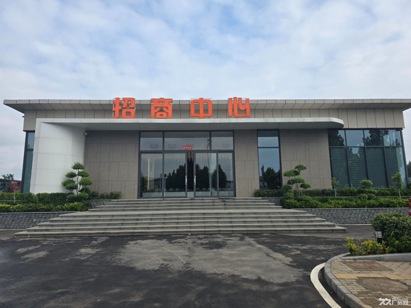 新郑学院路上全新食品厂房出租出售 - 4