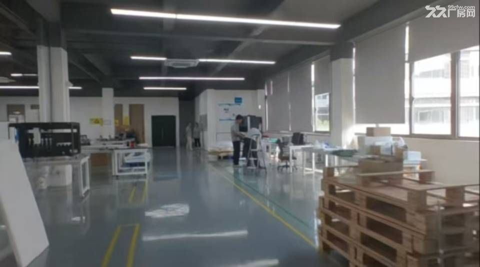 高新西区,独栋,精装框架结构厂房,2410平。领包入住 - 2