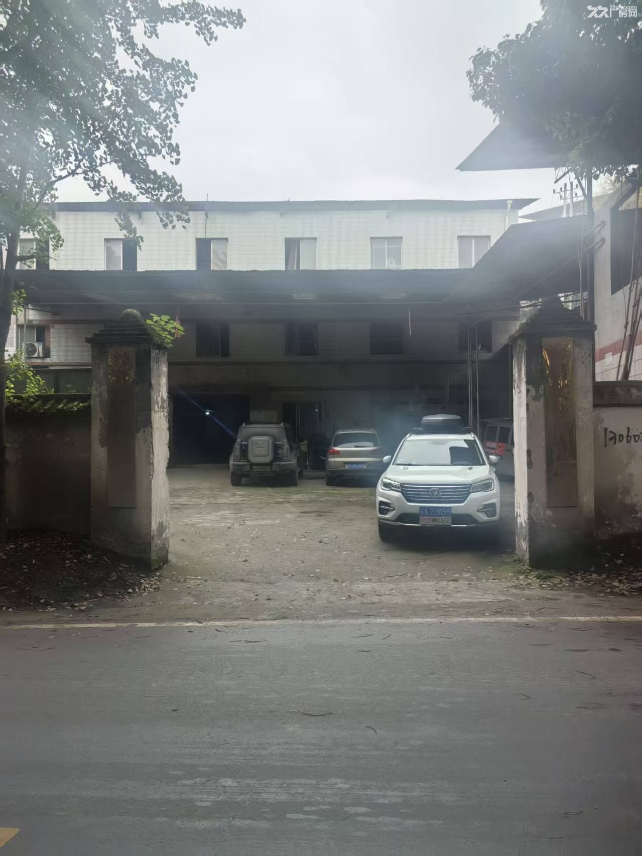南岸区迎龙镇个人厂房带变压器