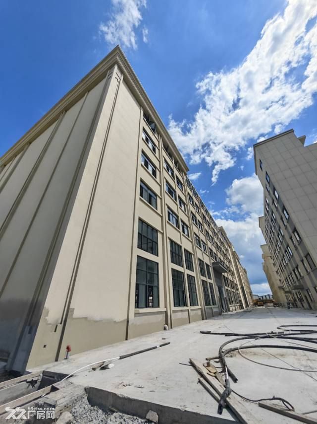 金沙北骑岸标准厂房直租非中介