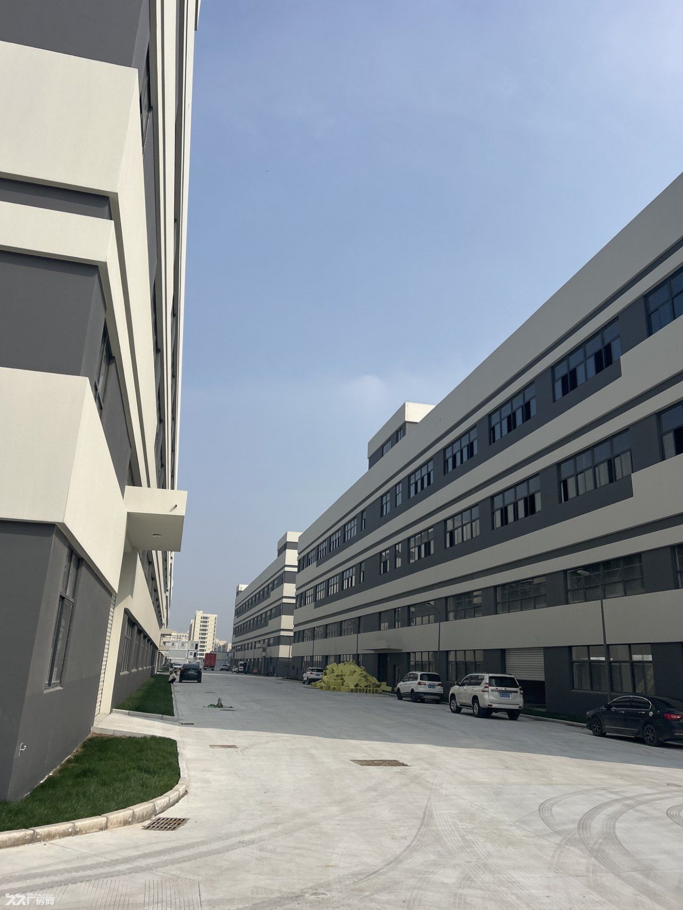 房东直租，新厂房2栋，约22000平，位置好，配套齐全