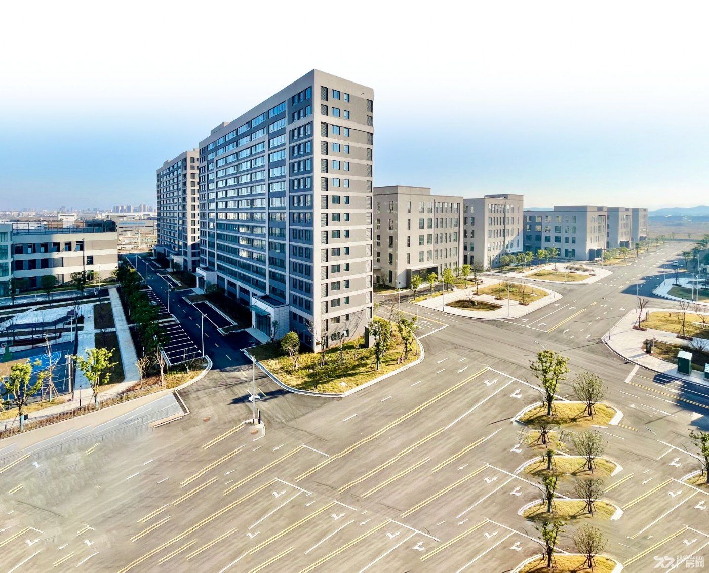龙湾沙城周边，九江市国家级经开区招商单价2元/平/月含物业，政府园区直招