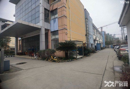 松江车墩2200平全装修厂房出租 非中介 - 2