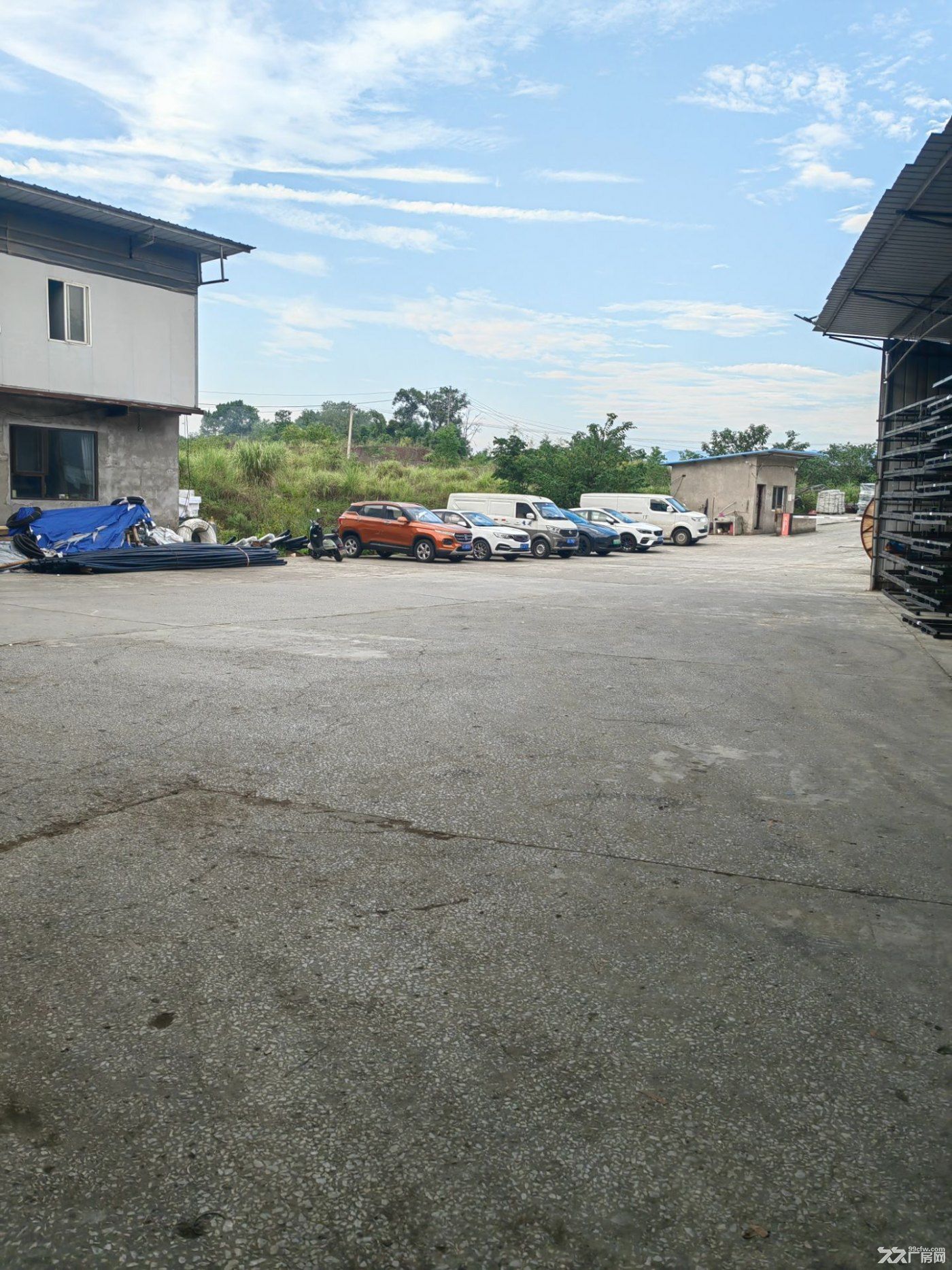 两江新区水土新城3200㎡自建独院厂房出租 带10吨行车+400KVA专电 - 2
