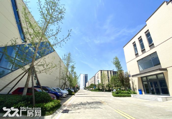 出售新机场高速旁品质园区写字楼,500平起