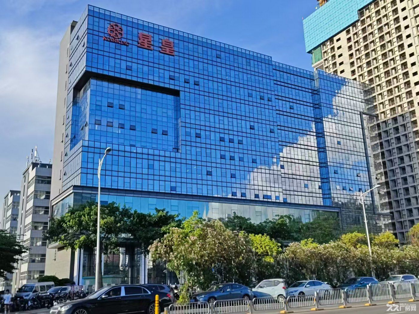光明时间谷星皇科技园 248平, 3+1格局,研发办公