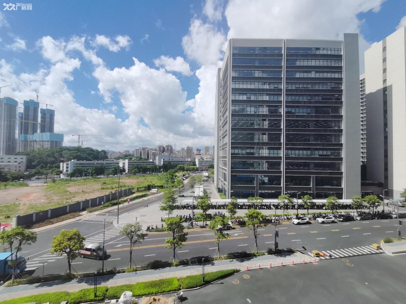 深圳龙华福民地铁口新建工业园楼上层高5.4,1300平米起租 - 4