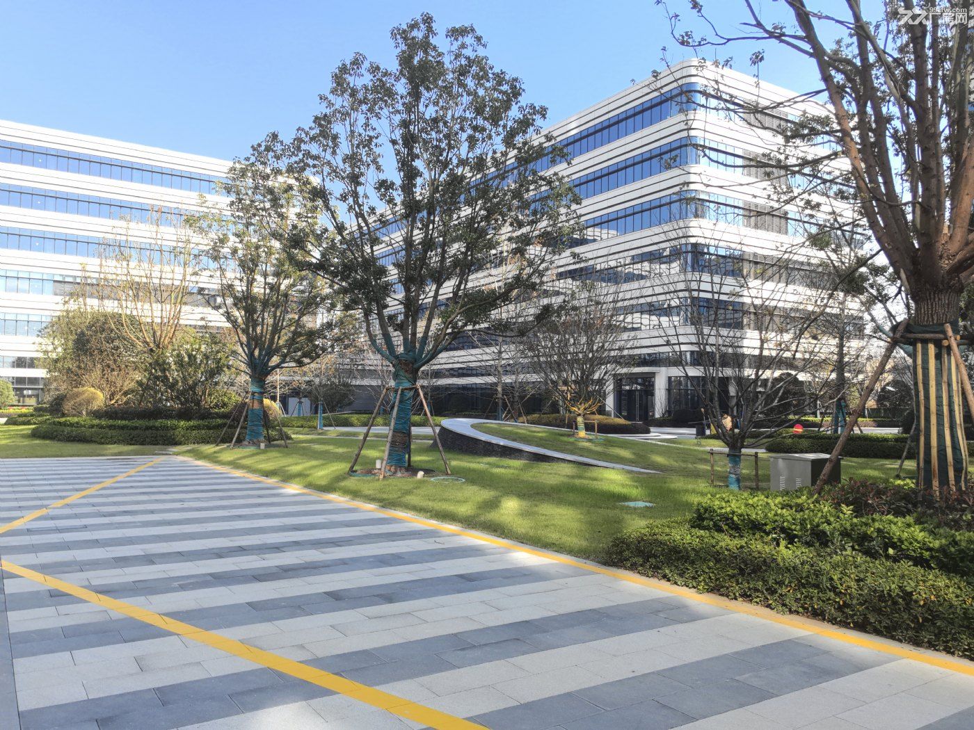 奉贤新城全新104厂房 高标配置 临近地铁站产证环评 - 8