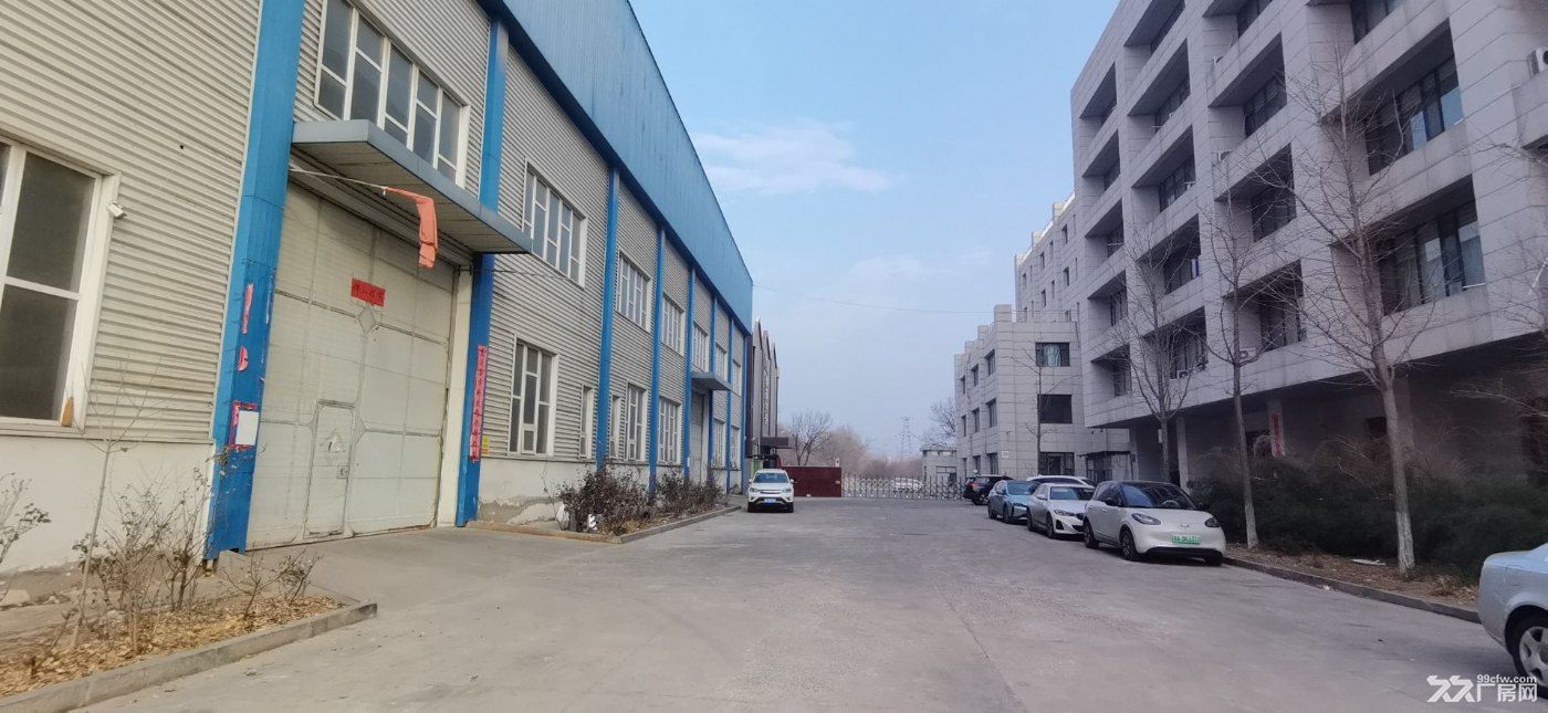 榆次开发区奥莱旁房东直租厂房10000㎡，可分组整租 - 4