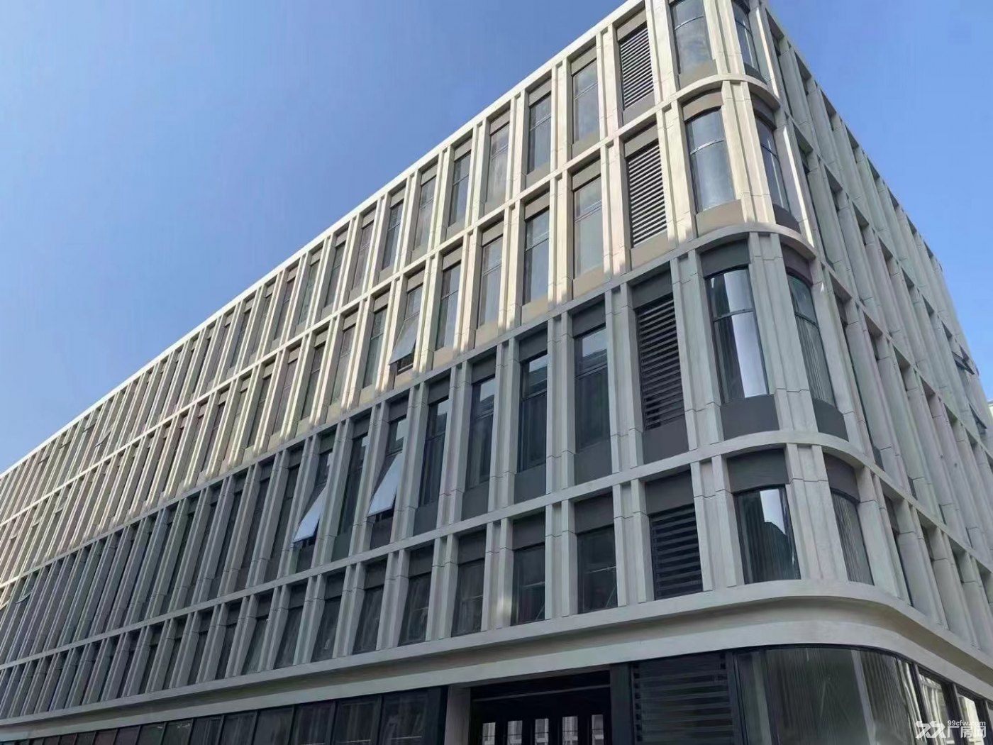 百家湖 现房！！全新产业园 2000平米独栋