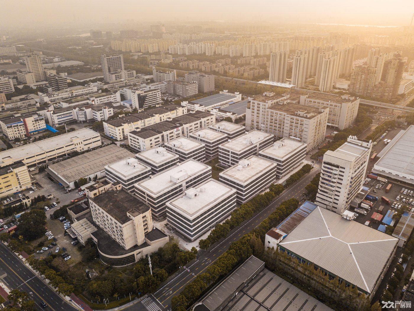 地铁站旁新建厂房,生物医药,研发办公等