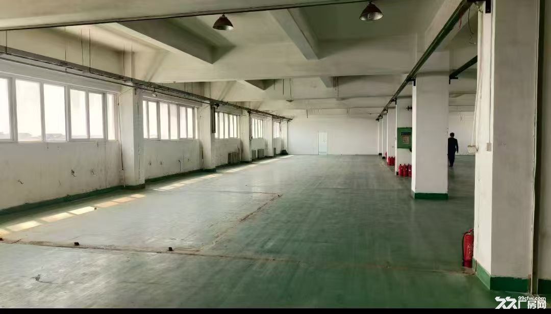 大连开发区松岚街一楼800平厂房汽车维修生产加工出租 - 2