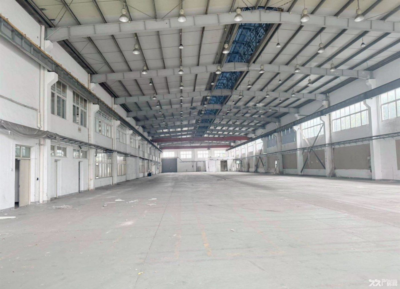 物业出租:青浦工业园高架口104厂房有行车。生产加工仓库均可。独立办公 - 4