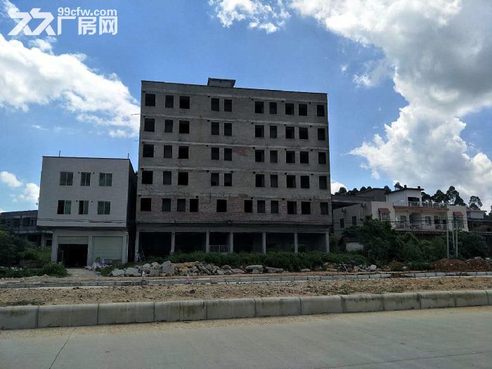 从化区明珠龙星大道500平方土地一栋1700平方楼房永久转让