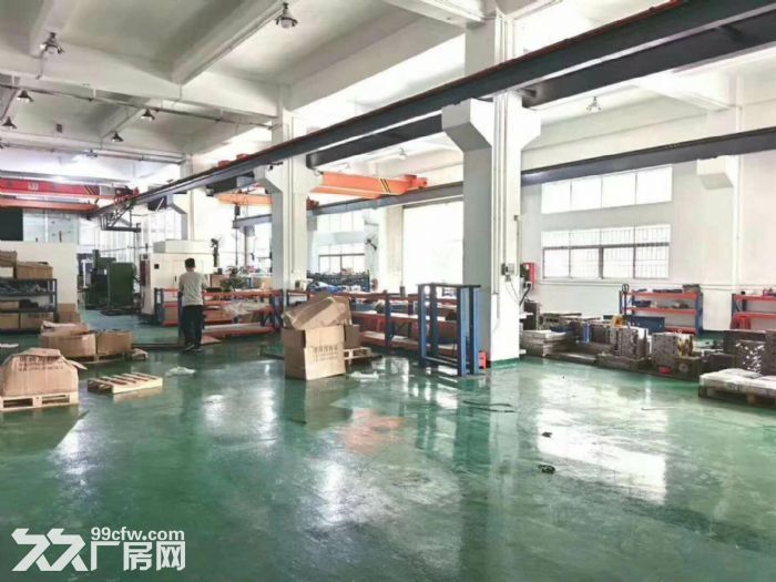 沙井新桥高速口村委独院4500平厂房招租，高6米，精装办公室、仓库，空地大 - 2