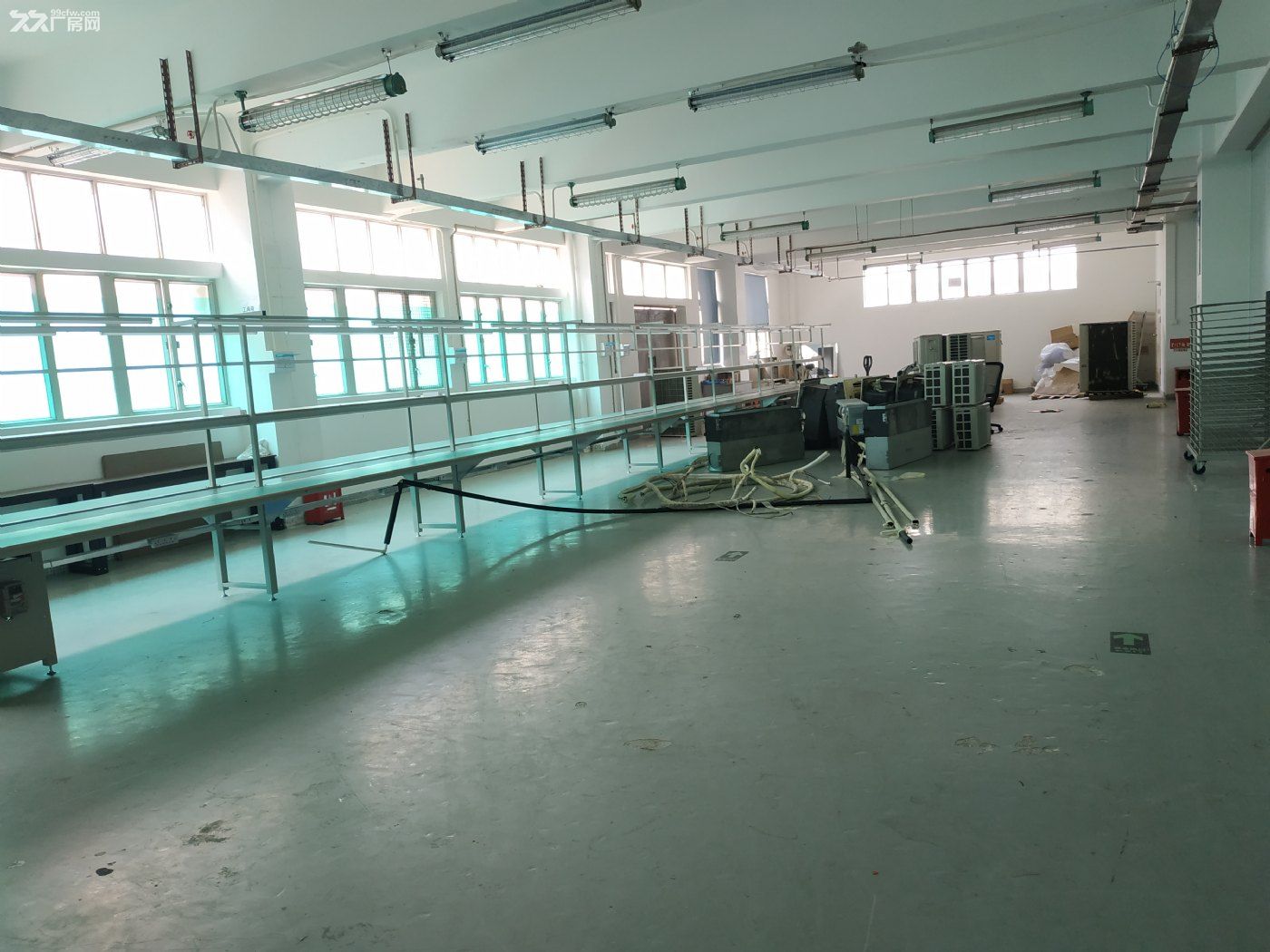 西丽白芒关地铁口 独院1500−2500−6200平厂房办公室直租