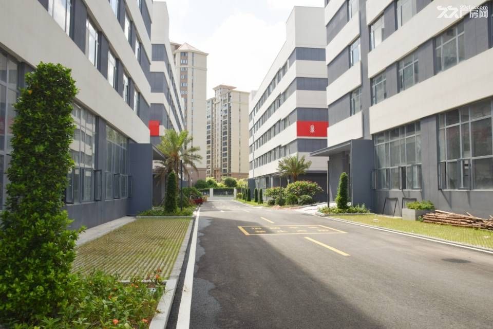 洛江区双阳街道海丝数字城4400国企厂房出售