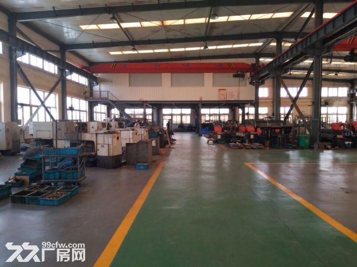铁西区开发区开发大道厂房办公2500平出租。厂房砖混结构，举架9米，吊车10吨5 - 2