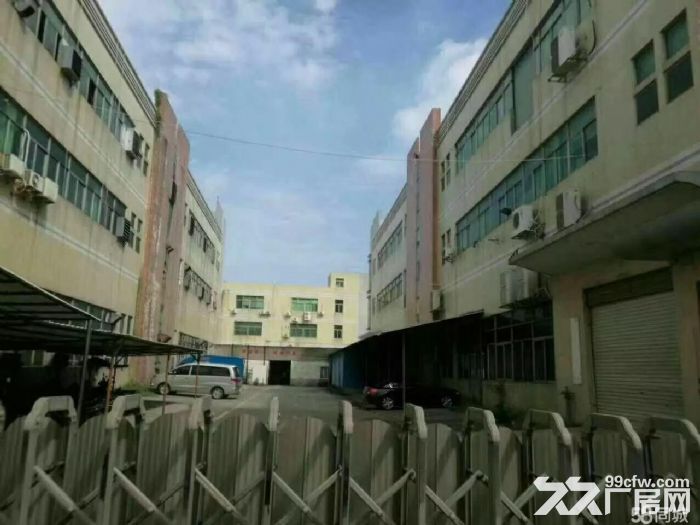 龙岗红本独院厂房一万五平米出售