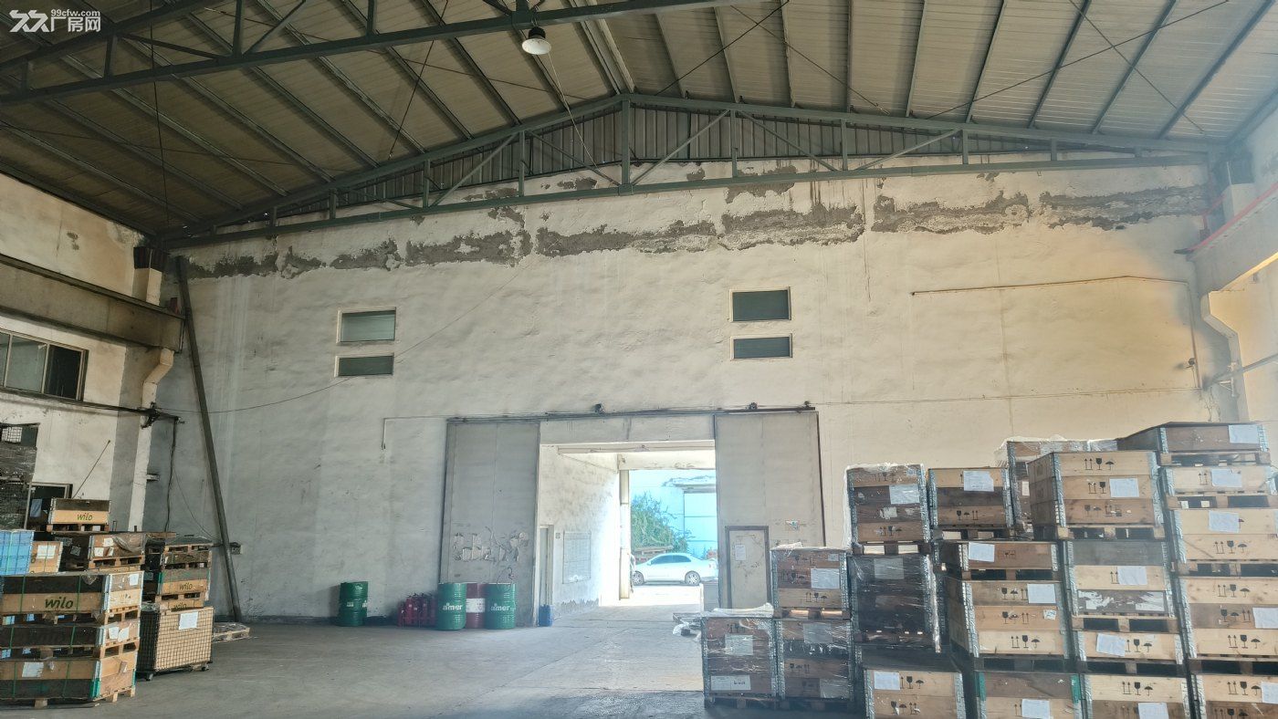 天津西青工业园  总面积3400平  有办公区 两台天车 - 2