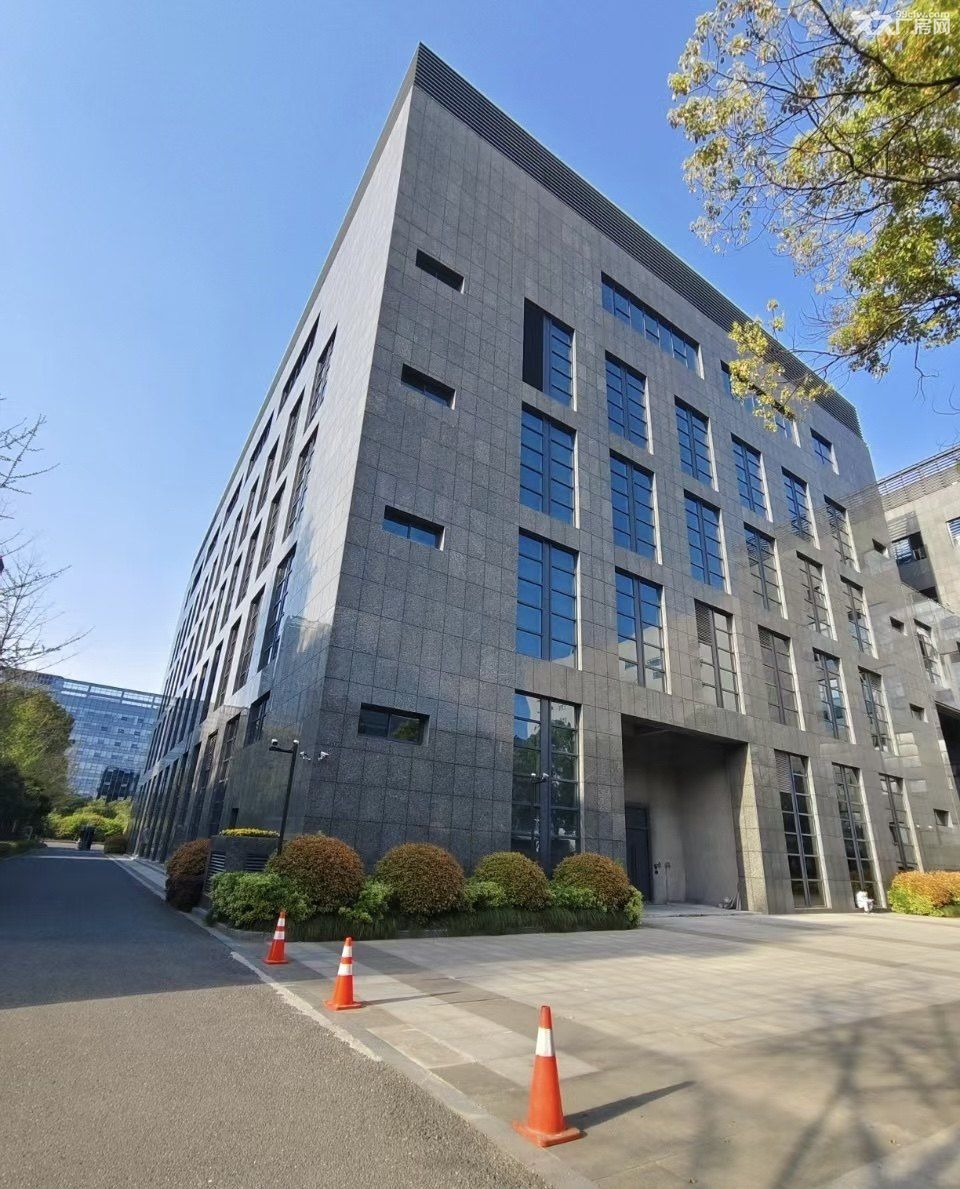 杭州华为研究院，滨江独栋厂房出租，1万方，层高6米，地铁口，适合科技研发