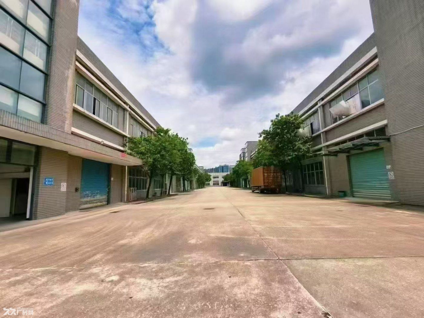 龙岗坪地大型厂房出租 - 2