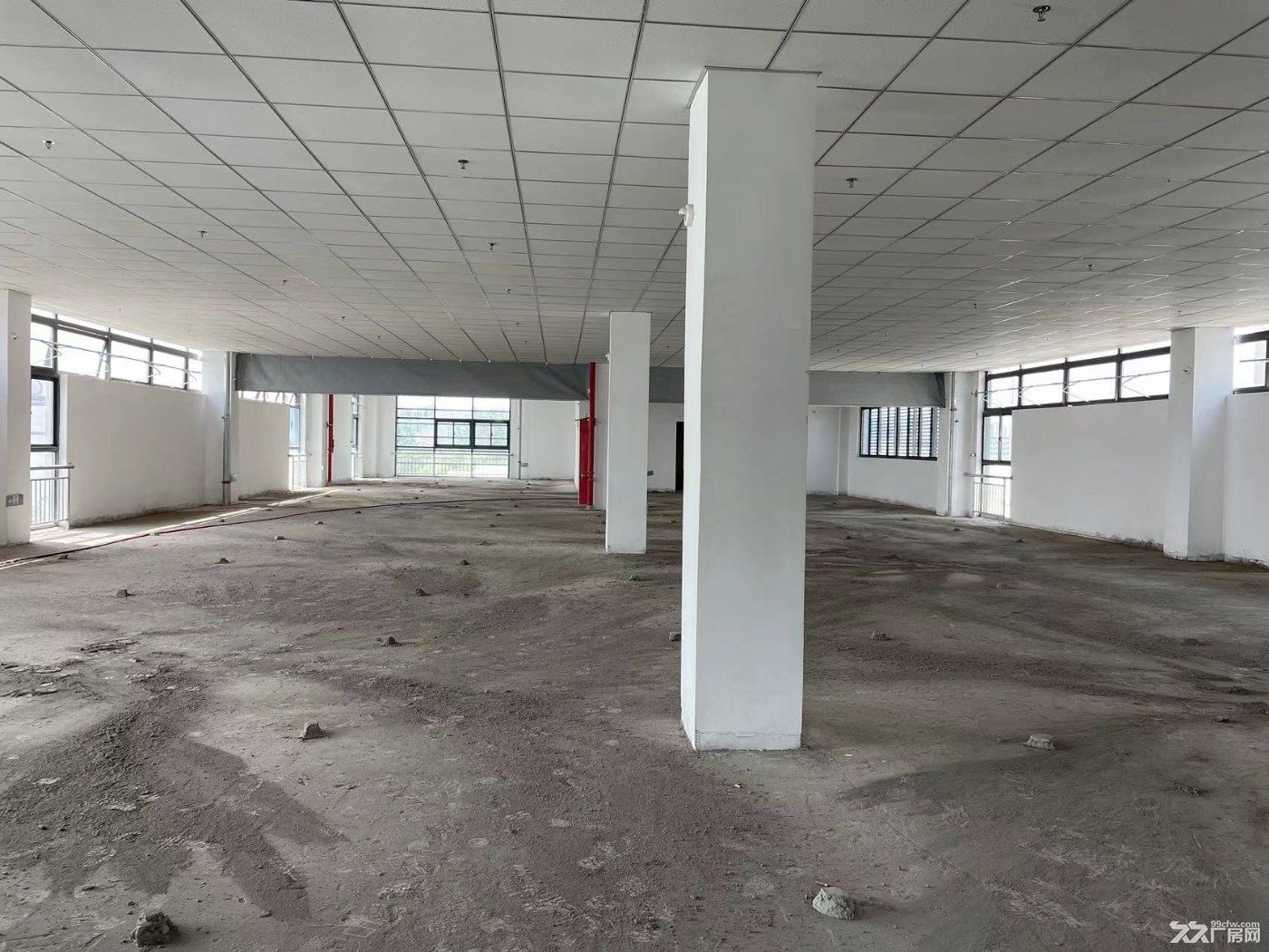 新区枫桥现房出租360㎡，房型方正，客货梯全 - 4