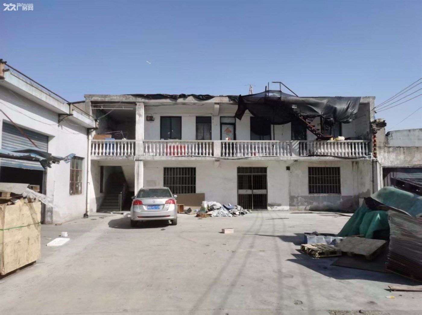 招租：黄渡 一楼360平 门口场地可堆放 带办公住宿 - 4