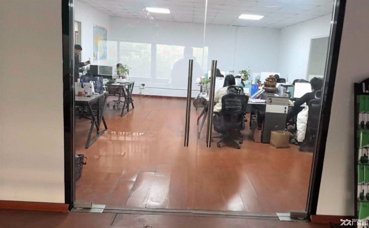 房东出租：赵巷镇崧春路203号独院厂房960平方出租带精装修办公室 - 3