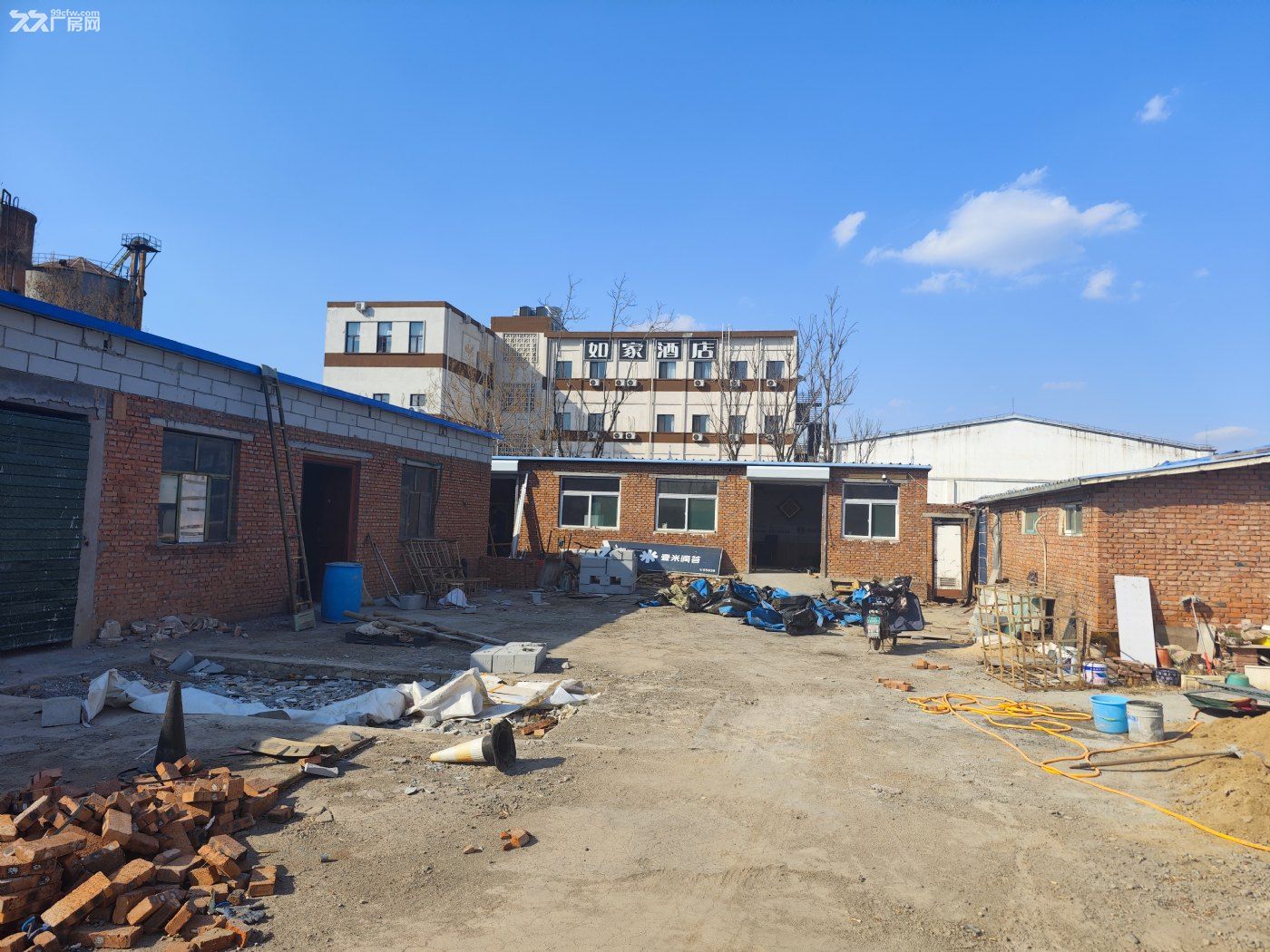 【整院出租】济南郭店850㎡大院带400㎡房屋 可按需改造 - 3