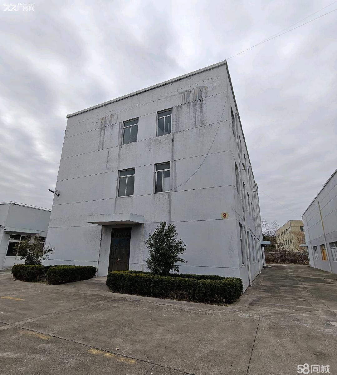 奉贤奉城兰博路独门独院厂房出租 非中介 - 2
