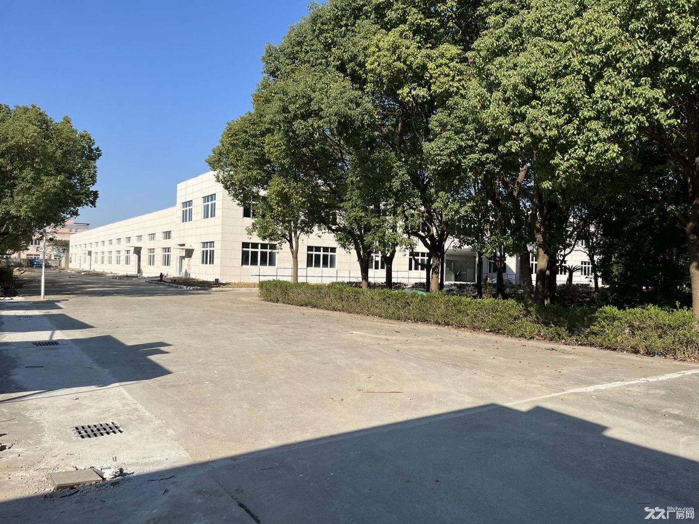 友谊联华路独门独院3600平方厂房出租 - 7