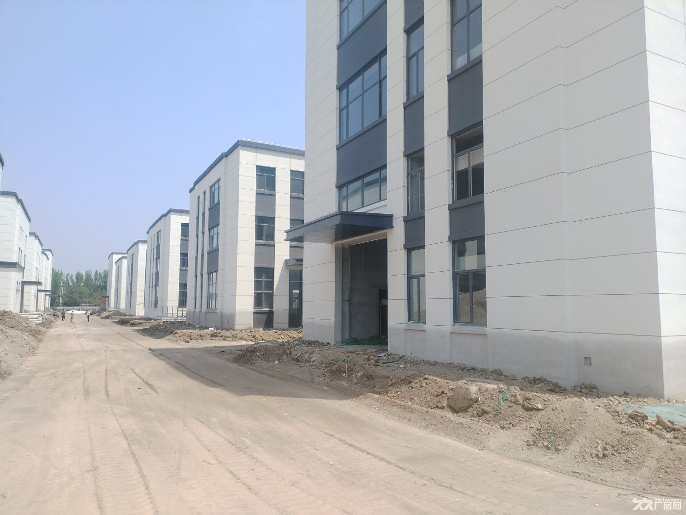 现房,1钱到4千可生产研发办公仓储等,临街首付2成可贷款 - 4
