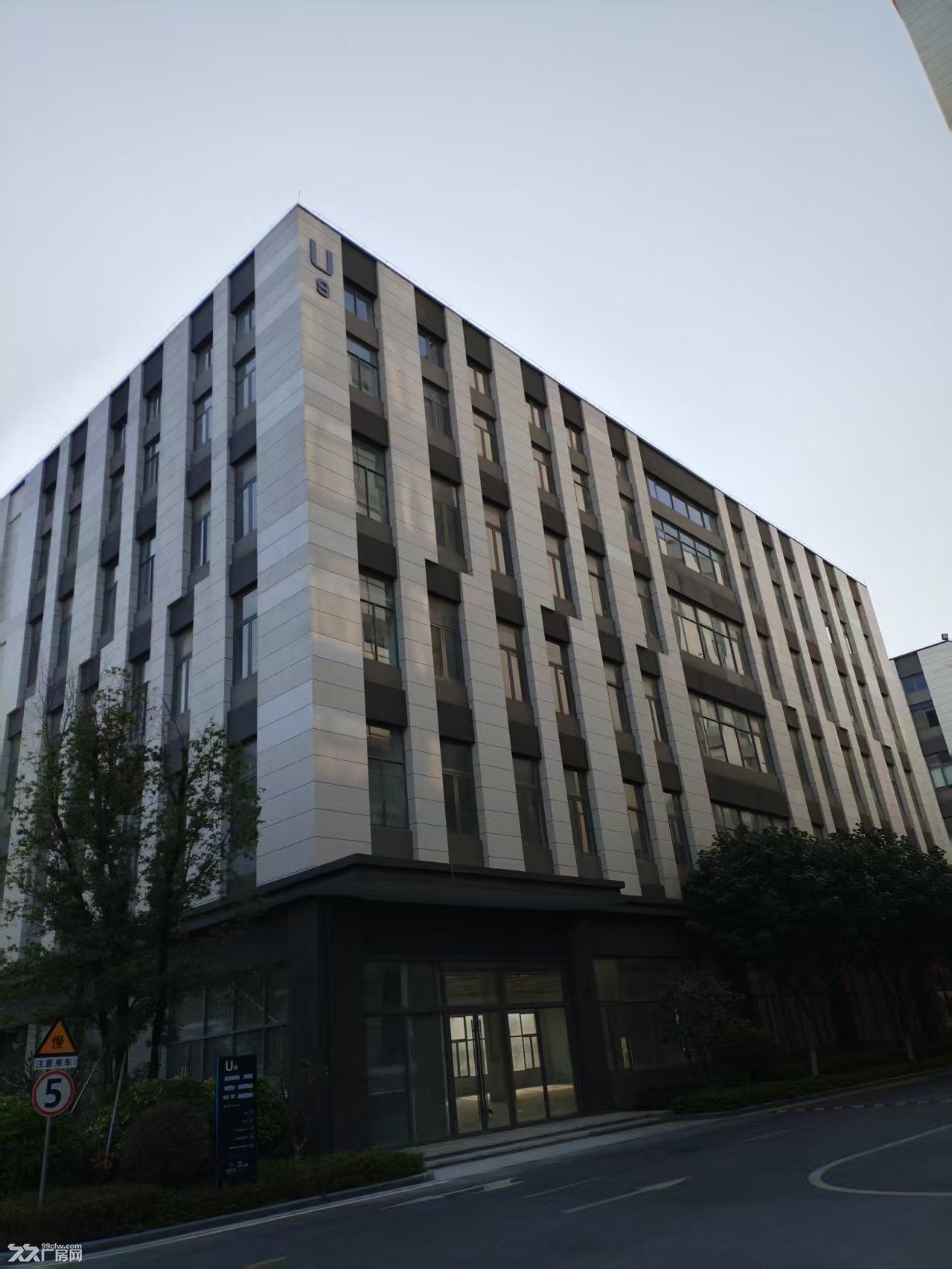 顺德乐从全新精装独栋厂房出租
