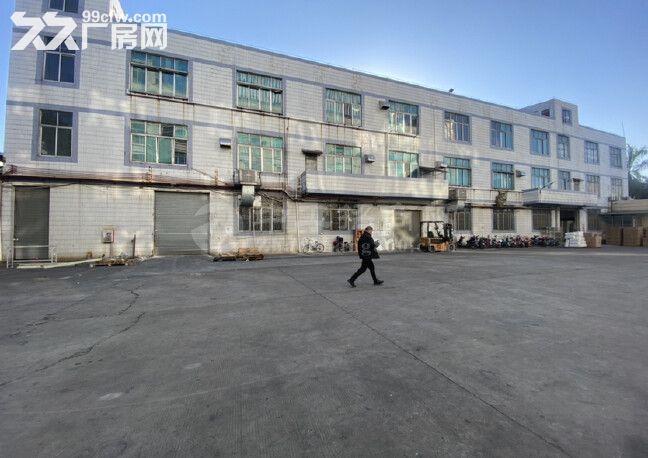 南海小塘广云路小塘新城独院厂房4500平,可分租,大车可进,可办环评
