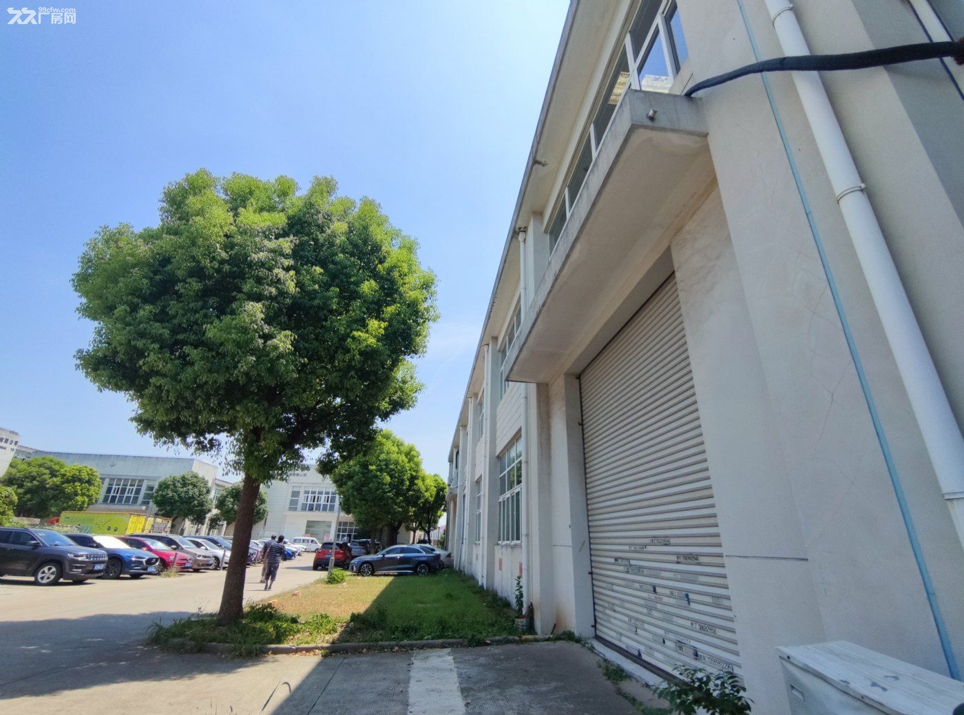 浦东，康桥工业园可环评厂房 全新装修 环氧地坪 带小冷库 - 2
