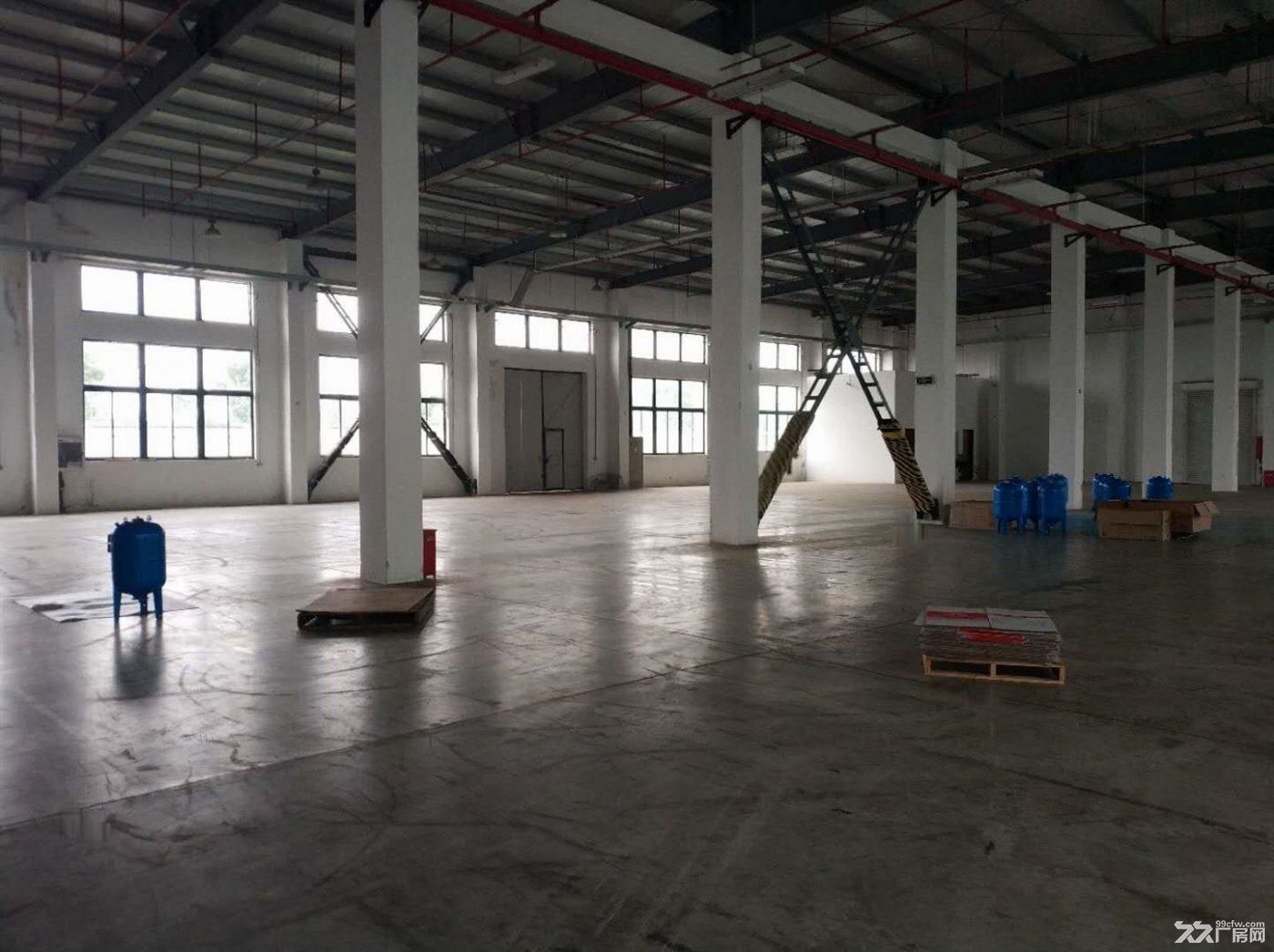 航头镇近亿联新出厂房2200 瓷砖仓库 铝合金门窗 物流生鲜 - 8