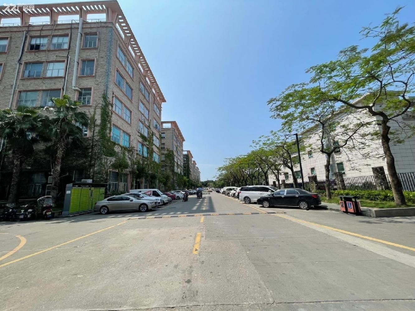 深圳外环高速口原房东厂房一楼2168平米高度6.5带牛角