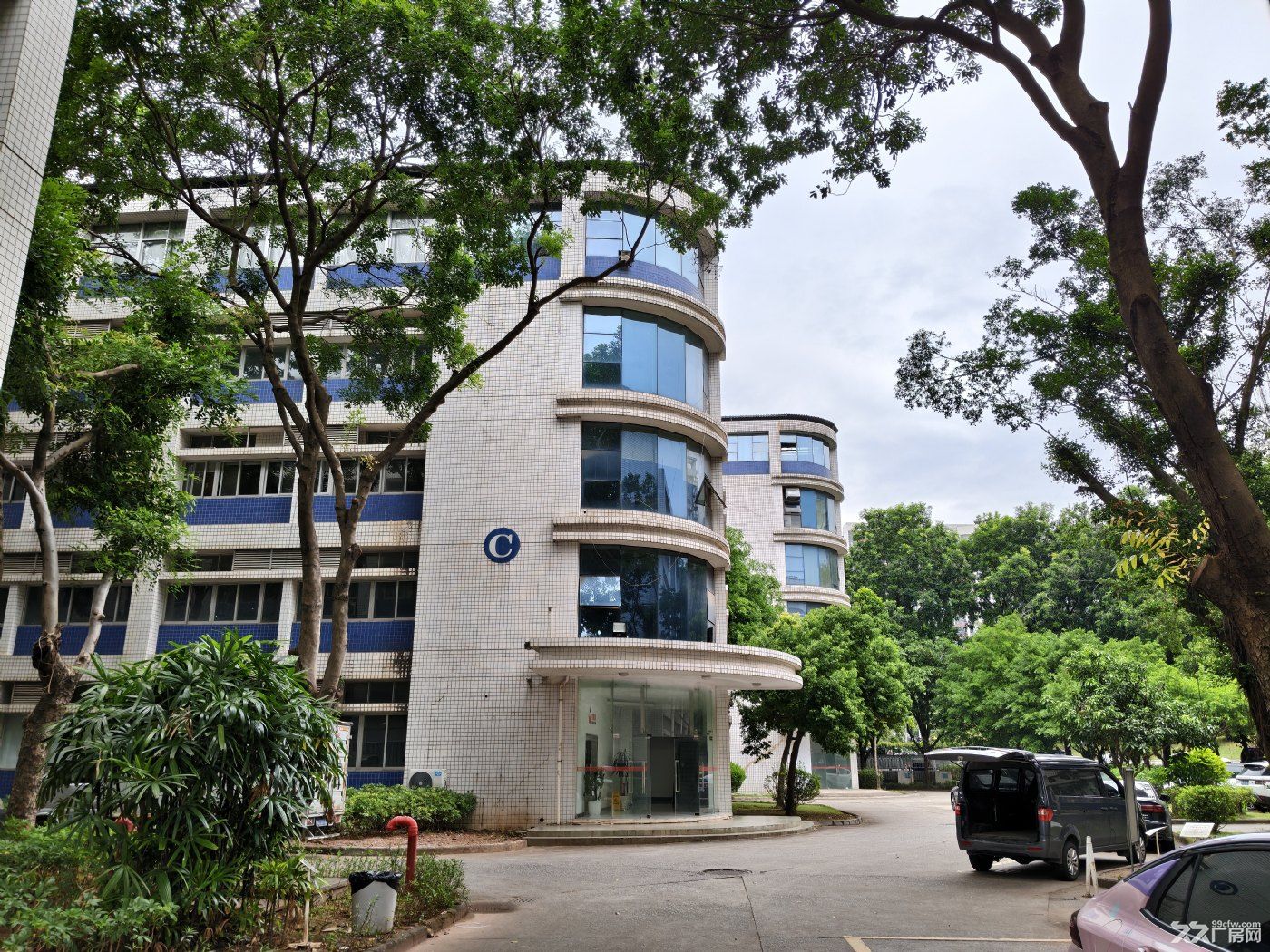 黄埔科学城金峰地铁站,高性价比厂房资源! - 2