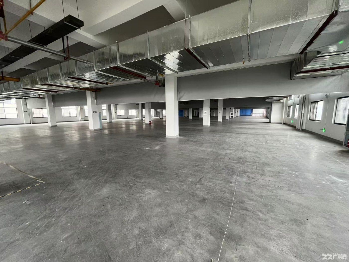 东湖高新区光谷七路2460㎡仓库直租 - 4