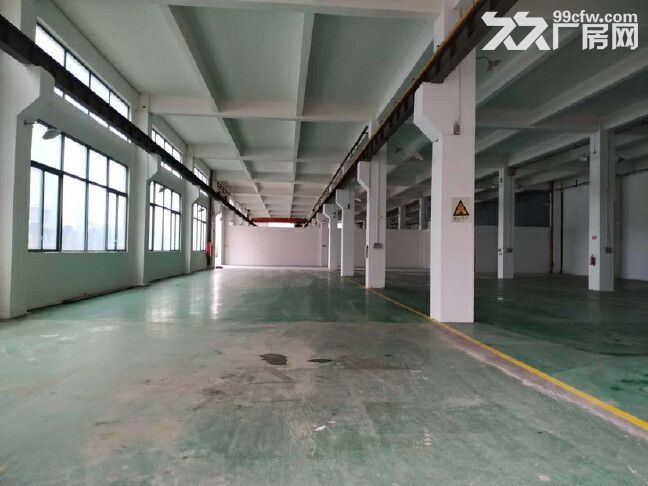 番禺南村标准一楼厂房出租1300平,空地大,上下货方便,可办环评
